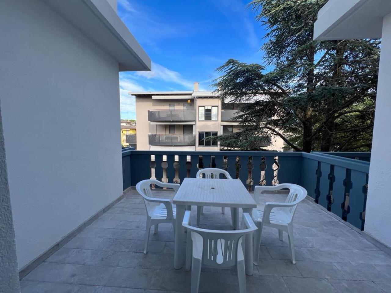 Condominio Ivelca Lignano Sabbiadoro Exterior foto