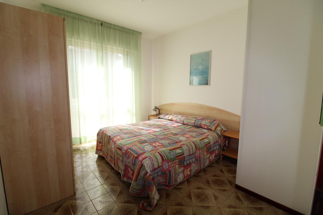 Condominio Ivelca Lignano Sabbiadoro Exterior foto